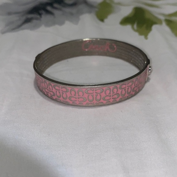 Pink C Coach bangle - Picture 2 of 5